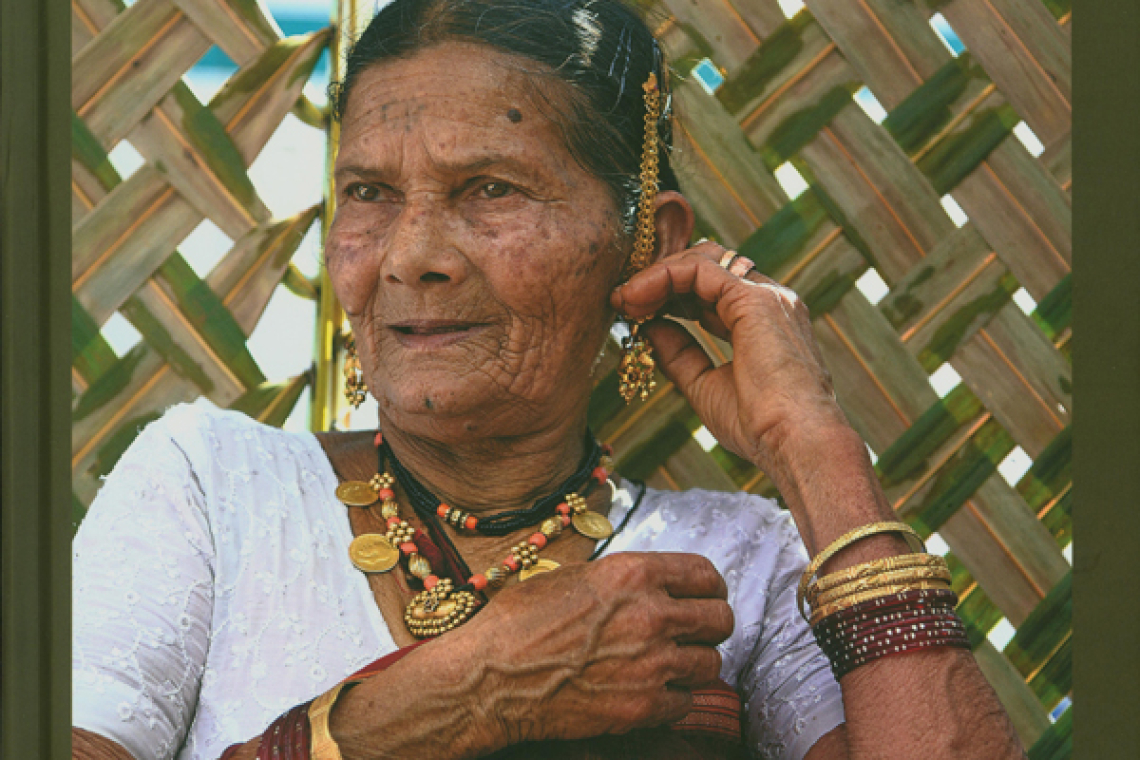 Fernandes, Pantaleao. Goa rare portraits 